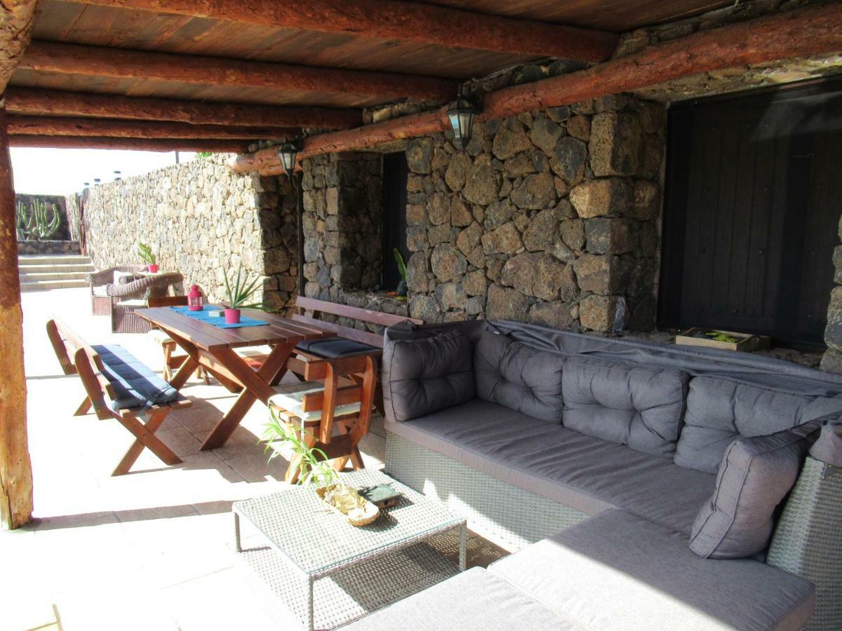El Cercado Apartment Tias Exterior photo